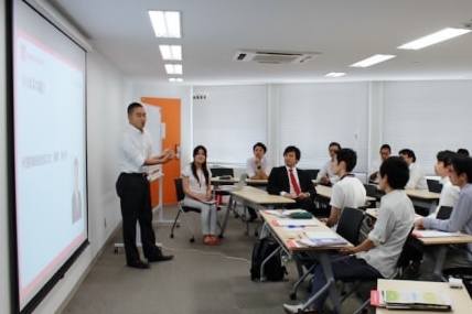 【2015年後期】研究経験を活かして活躍する力を磨く「サイエンスブリッジリーダー育成講座」座学研修募集開始